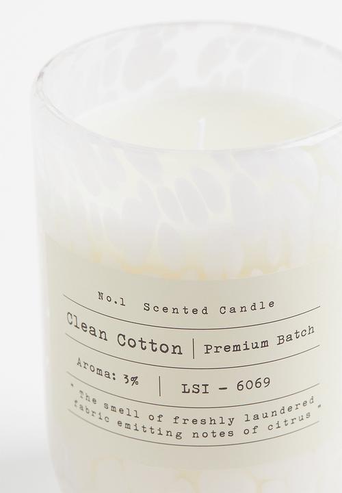 H&M - Scented candle in glass holder - white/clean cotton