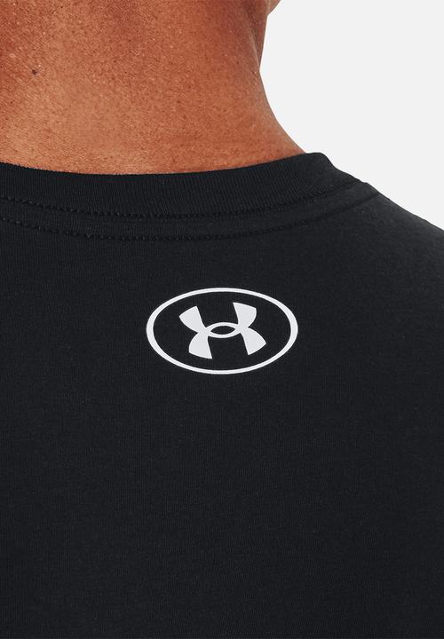 Under Armour - Ua camo chest stripe short sleeve - black