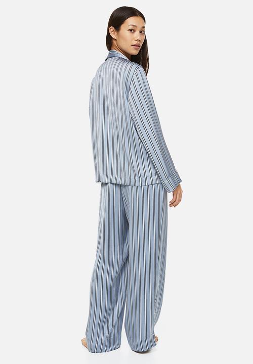 H&M - Satin pyjamas - light blue/striped 