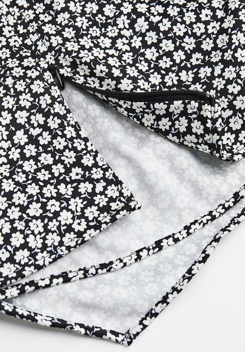 H&M - Satin wrap blouse - black,multi