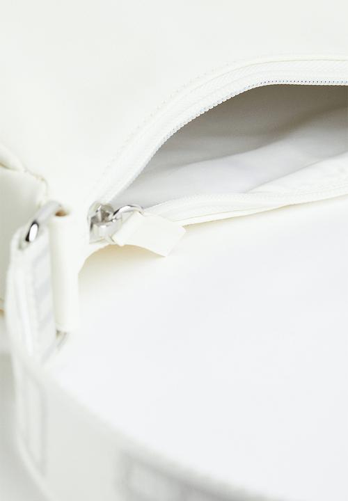 H&M - Small shoulder bag - cream