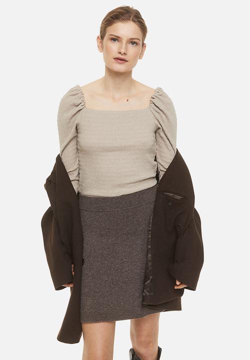 H&M - Crinkled puff-sleeved top - beige