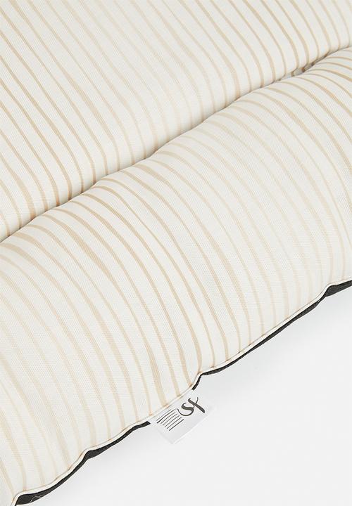 Sixth Floor - Alto pet bed - neutral