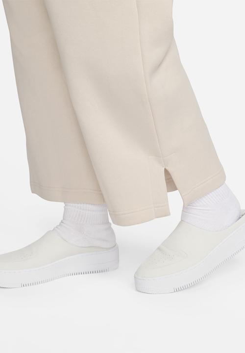 Nike - Nike Plus Women's Phoenix Fleece Pant - lt orewood brn/sail