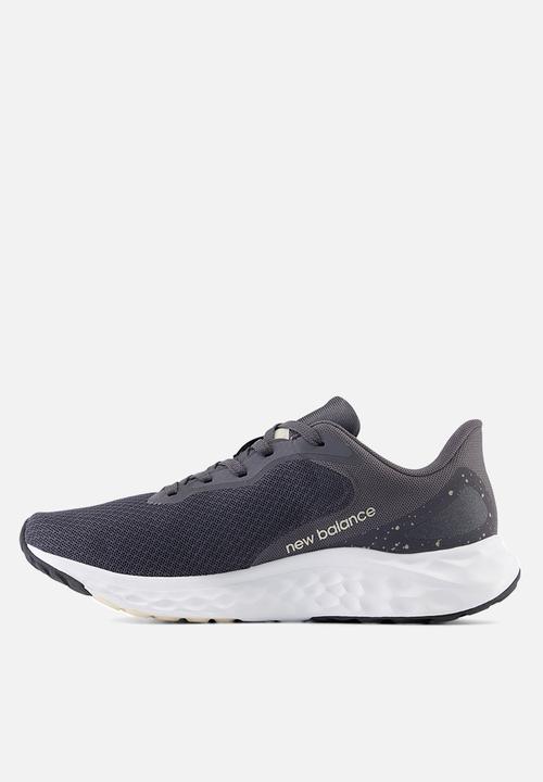 New Balance  - Fresh Foam Arishi V4