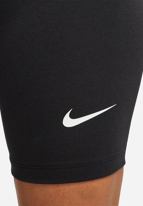 Nike - Nike Women's Classic 8inch Short - black/sail