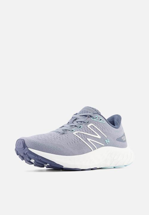 New Balance  - Fresh Foam x Evoz ST