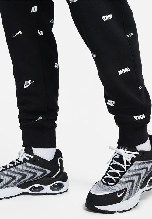 Nike - M nk club+ bb jggr aop - black