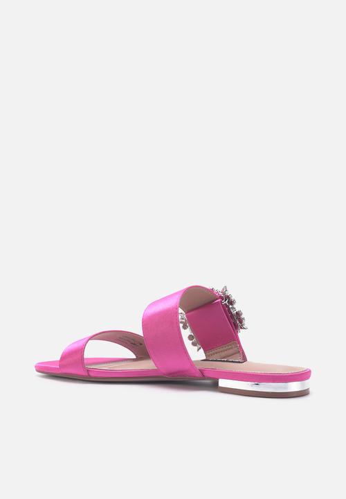 Nine West - Buyro sandal - fuchsia