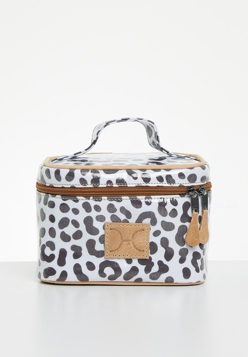 Thandana - Cosmetic Travel Bag Set - Cheetah White