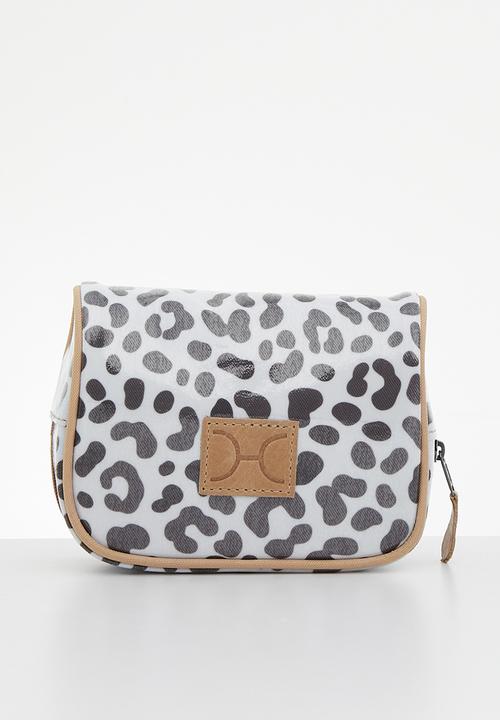 Thandana - Cosmetic Travel Bag Set - Cheetah White