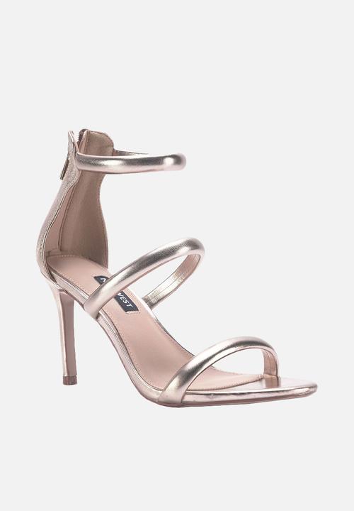 Nine West - Nite heel - gold