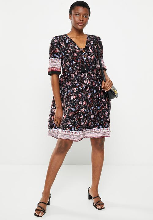 Stella Morgan - Floral border printed dress - multi black