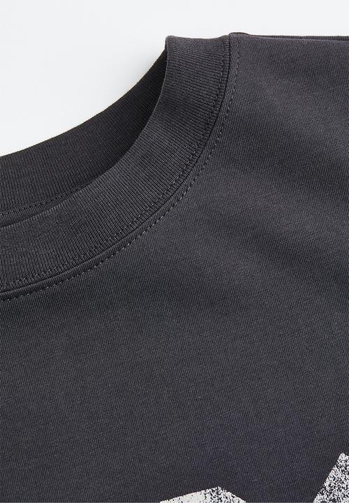 H&M - Oversized printed t-shirt - dark grey/acdc