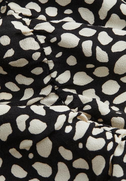H&M - Puff-sleeved crêpe dress - black/patterned