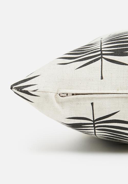 Sixth Floor - Miyake patio cushion cover- Black