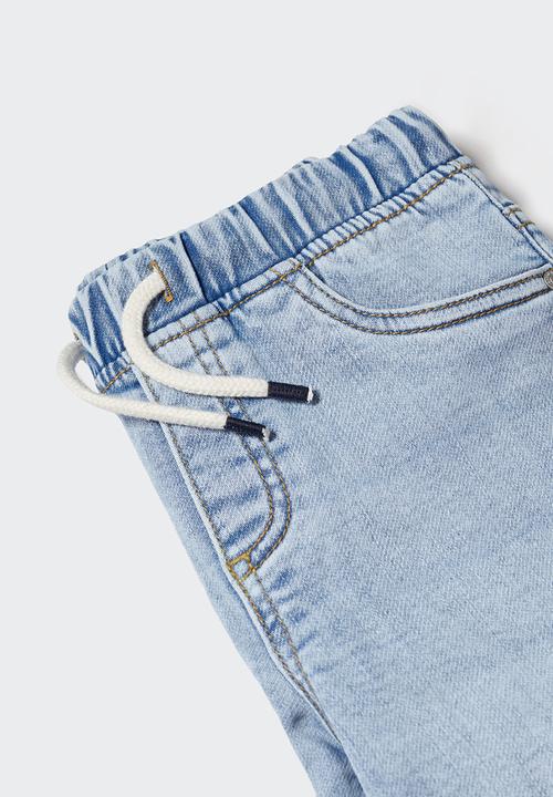 MANGO - Bermuda shorts comfys - light blue