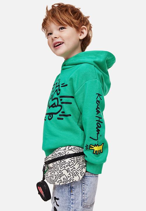 H&M - Printed hoodie - green/keith haring