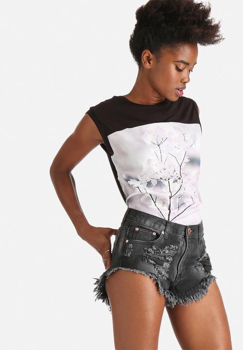 Vero Moda - Iceflower Tee