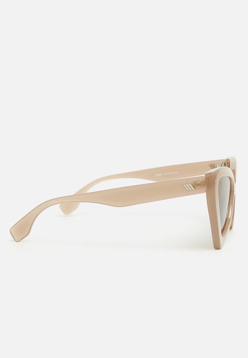 Superbalist - Monroe cateye sunglasses - brown