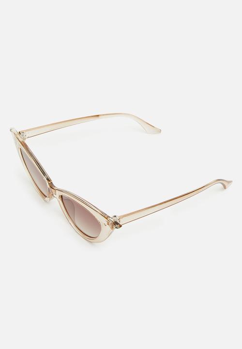 Superbalist - Vida cateye sunglassses - champagne