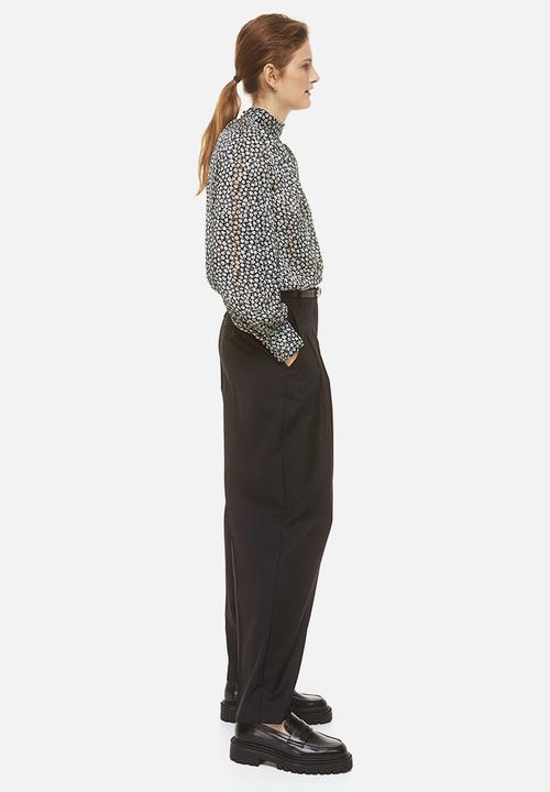 H&M - Stand-up collar satin blouse - black,multi