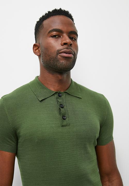 Superbalist - Slim fit short sleeve knit golfer - olive