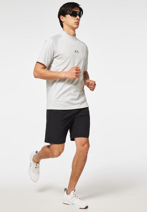 Oakley - Foundational 9 short 2.0 - blackout