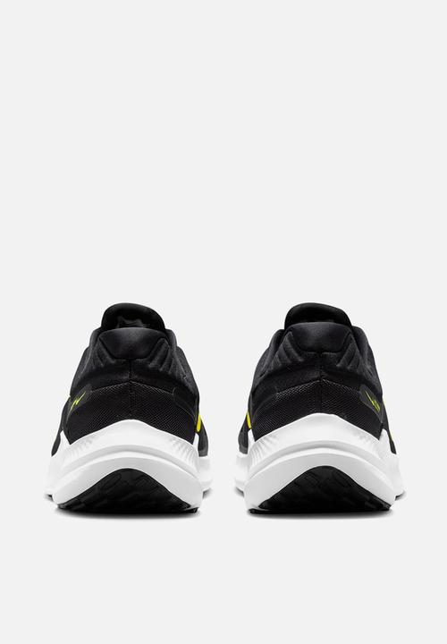 Nike - Nike Quest 5 