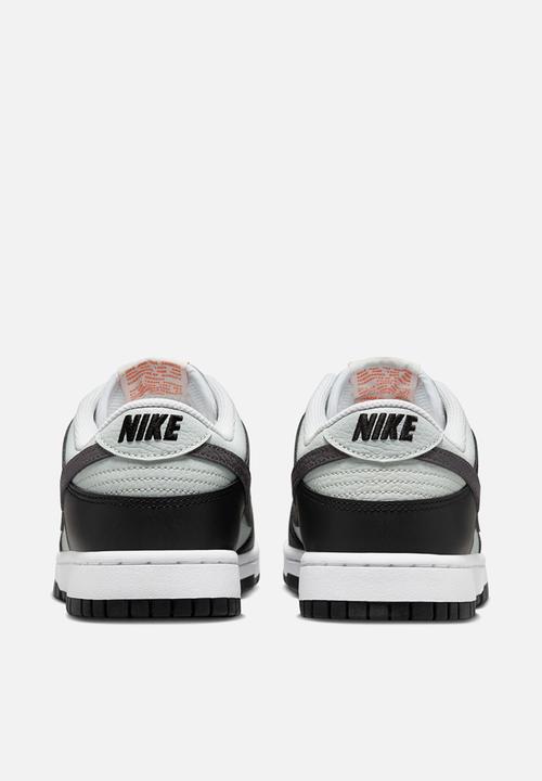 Nike - Dunk low