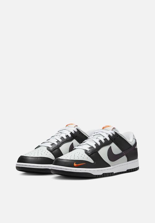 Nike - Dunk low