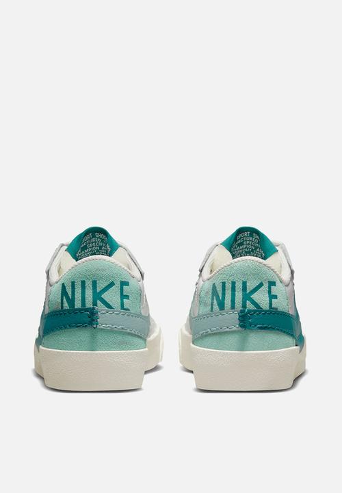 Nike - Nike Blazer Low '77 Jumbo 