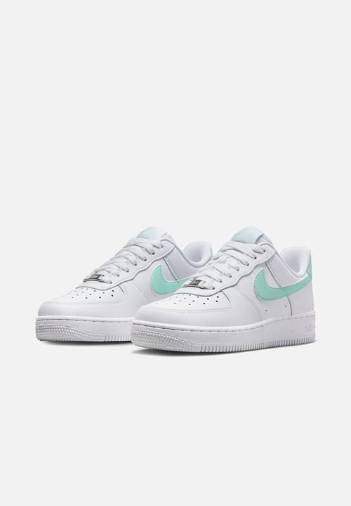 Nike - Nike Air Force 1 '07 