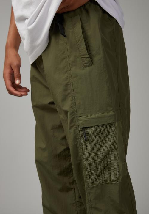 Factorie - Utility nylon trackpant - moss