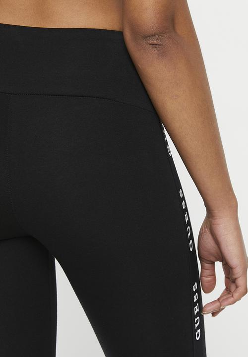 GUESS - Lds aline leggings 4/4 eco J. str - black