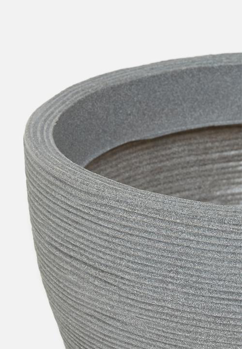 H&S - Silhouette planter - charcoal