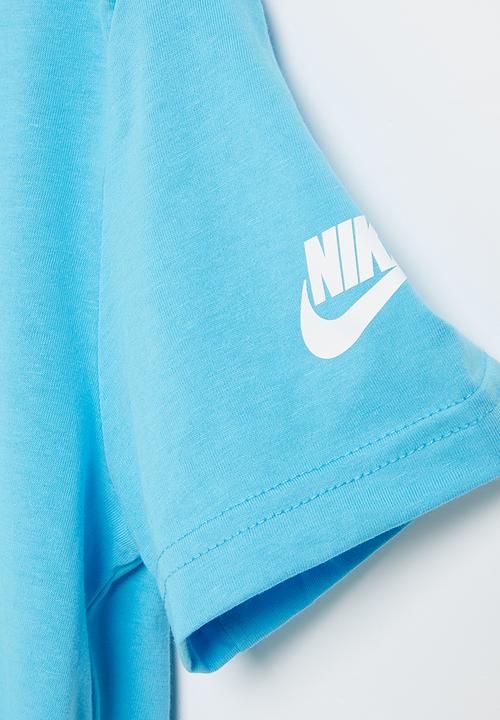 Nike - Nkb club seasonal short sleeve tee - baltic blue