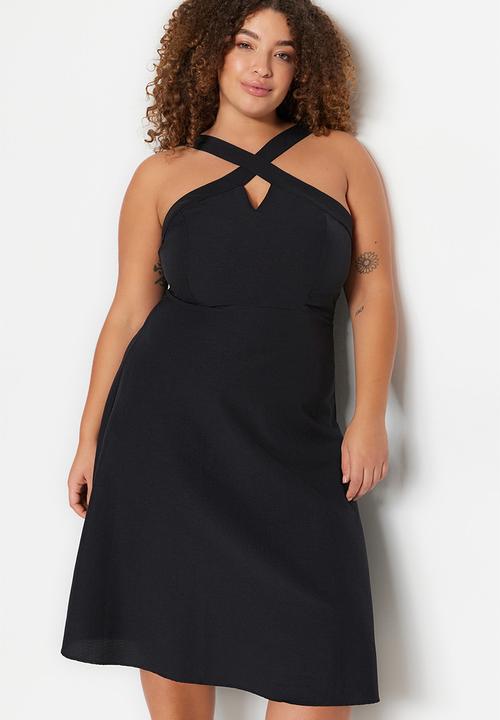 Trendyol - Plus cross strap dress - black
