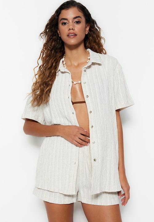 Trendyol - Two piece oversize shirt & short set - ecru