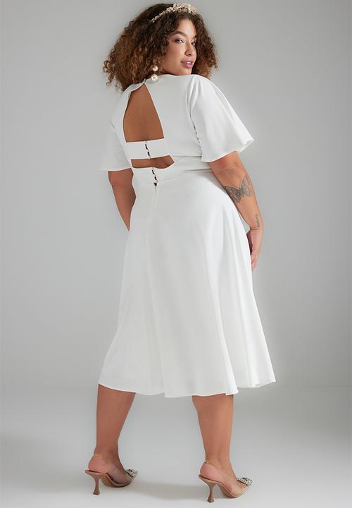Trendyol - Plus bell sleeve a-line dress - white