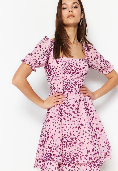 Trendyol - Floral puff sleeve skater dress - pink