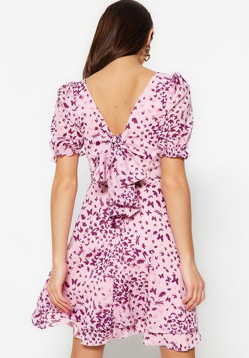 Trendyol - Floral puff sleeve skater dress - pink