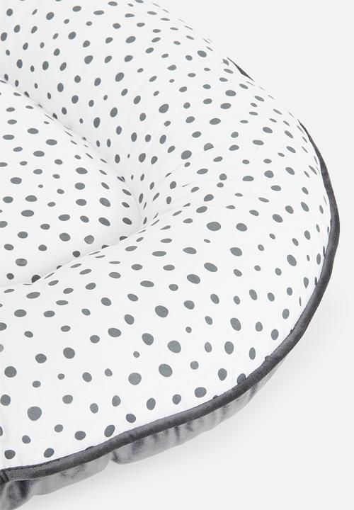 Sixth Floor - Embrose sleeping pod - black & grey