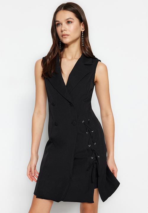 Trendyol - Sleeveless blazer style dress - black
