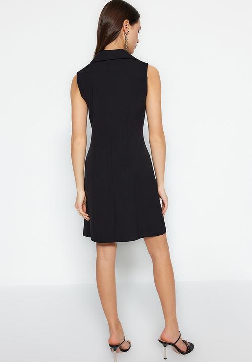 Trendyol - Sleeveless blazer style dress - black