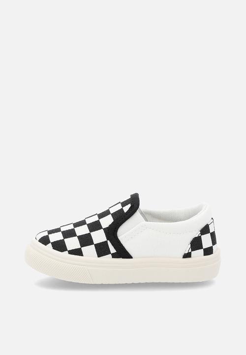 Pop Candy - Boys slip on sneaker -black and white 