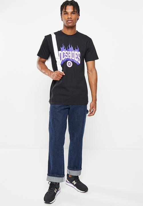 DC - Academics short sleeve - black