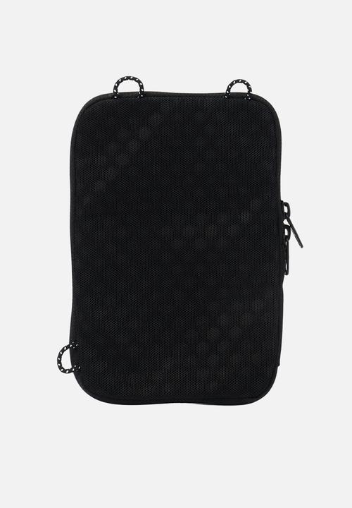 Under Armour - Ua loudon crossbody - black