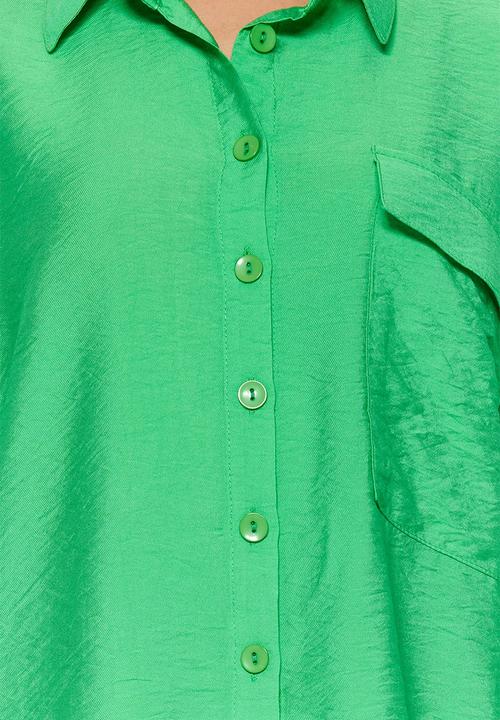 Trendyol - Shiny oversized basic shirt - green