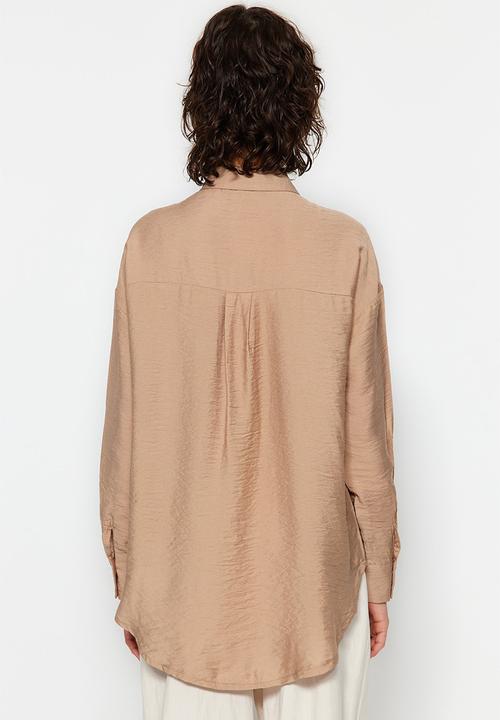 Trendyol - Shiny oversized basic shirt - camel